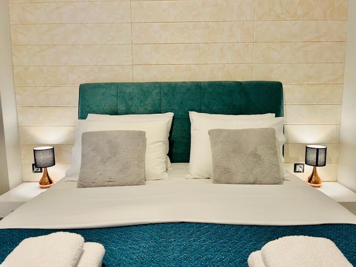 Elite Deluxe 3 Residence Kavala Bagian luar foto
