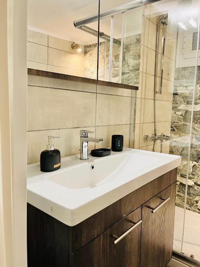 Elite Deluxe 3 Residence Kavala Bagian luar foto